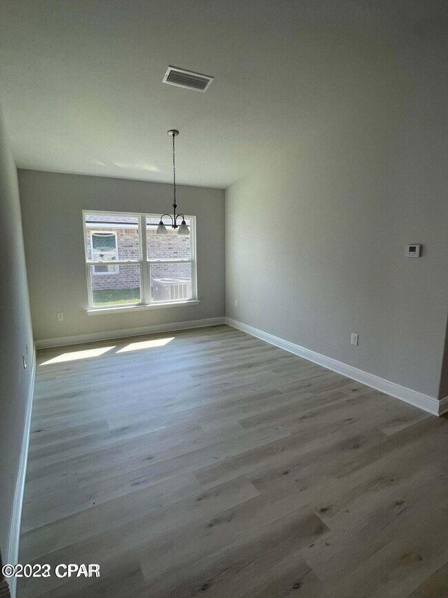Building Photo - 3843 Heartwood St