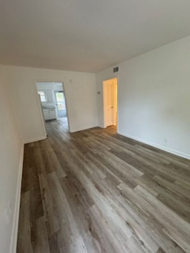 Foto del edificio - 4558 Brooke Valley Dr