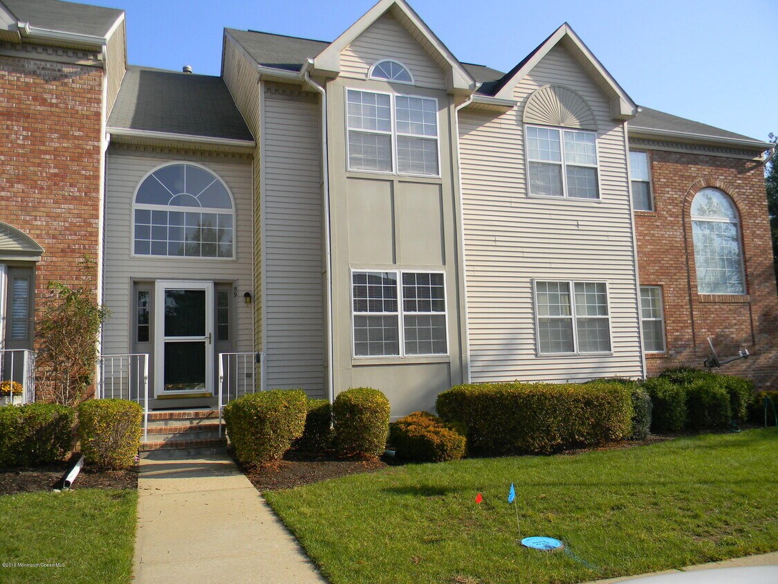 59 Cohasset Ct, Holmdel, NJ 07733 Townhome Rentals in Holmdel NJ