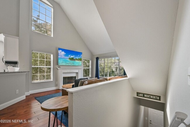 Building Photo - 13703 Richmond Park Dr N