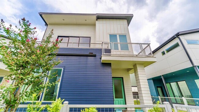 Foto del edificio - 9807 FINCH FALLS Ln