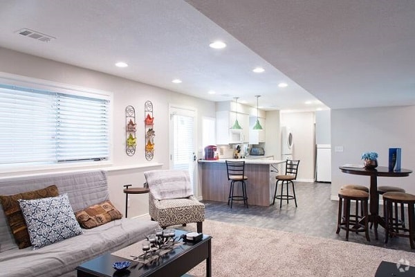 Building Photo - 4057 Niblick Dr