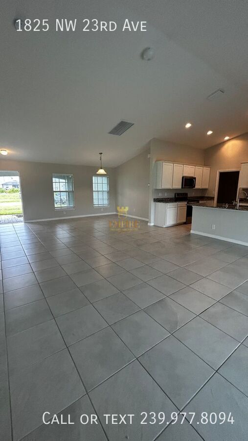 Building Photo - 1825 NW 23rd Ave