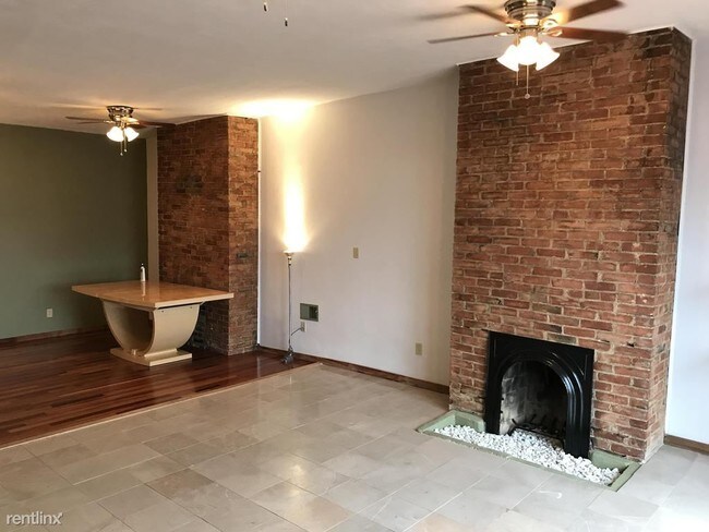 Building Photo - 1 br, 1 bath Apartment - 1764 Perrysville Ave