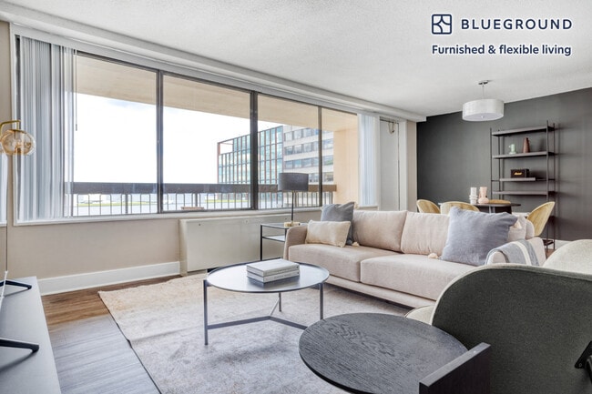 Building Photo - 1515 Richmond Hwy