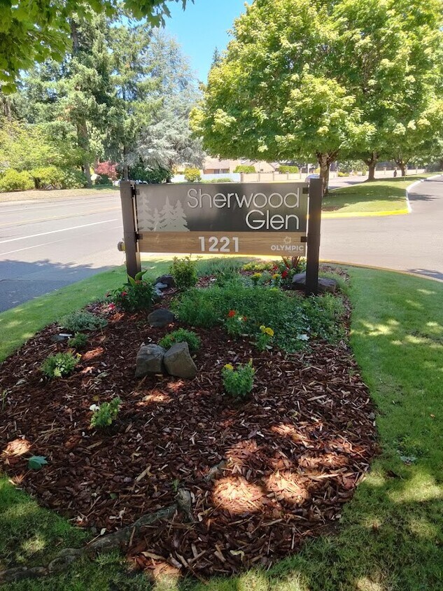 Sherwood Glen Apartments in Olympia, WA