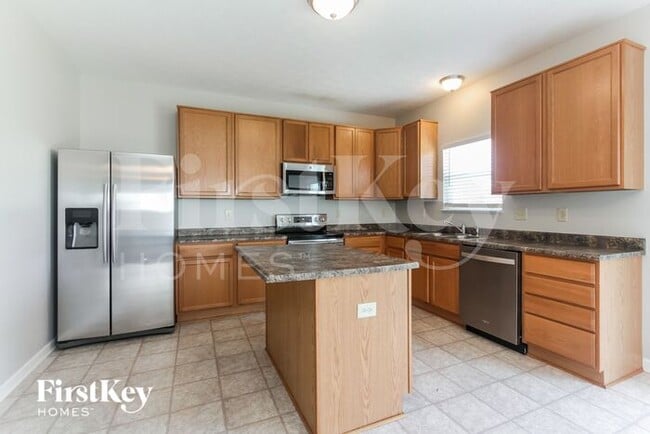 Building Photo - 18185 Knobstone Way