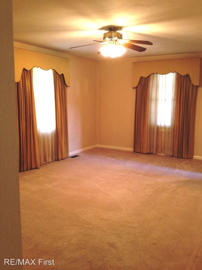 Building Photo - 3 br, 2 bath House - 3204 Morganton Rd.