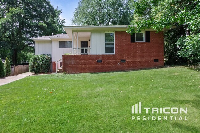 Foto del edificio - 5530 Wedgewood Drive Charlotte NC
