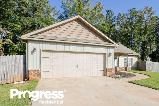 Building Photo - 712 Sleepy Hllw