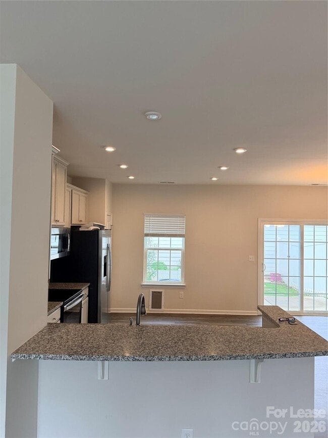 Building Photo - 5056 Patton Dr.