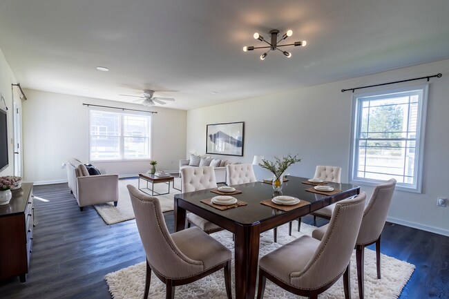 Foto del edificio - 54 Pilgrim Ct