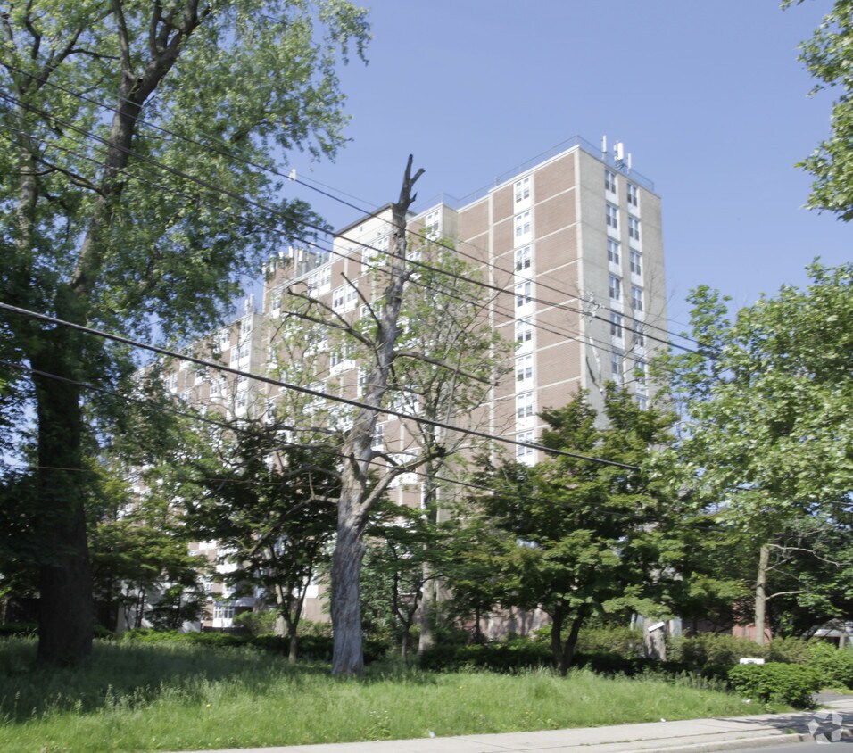 Luther Towers Apartments Trenton, NJ