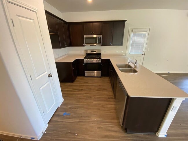 Foto del edificio - 3508 Lodgepole Dr