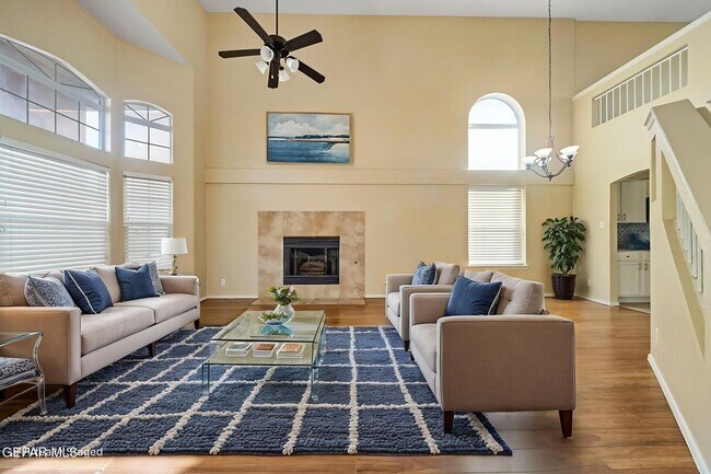 Building Photo - 10933 Bullseye St