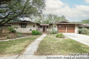 Building Photo - 302 W Silver Sands Dr
