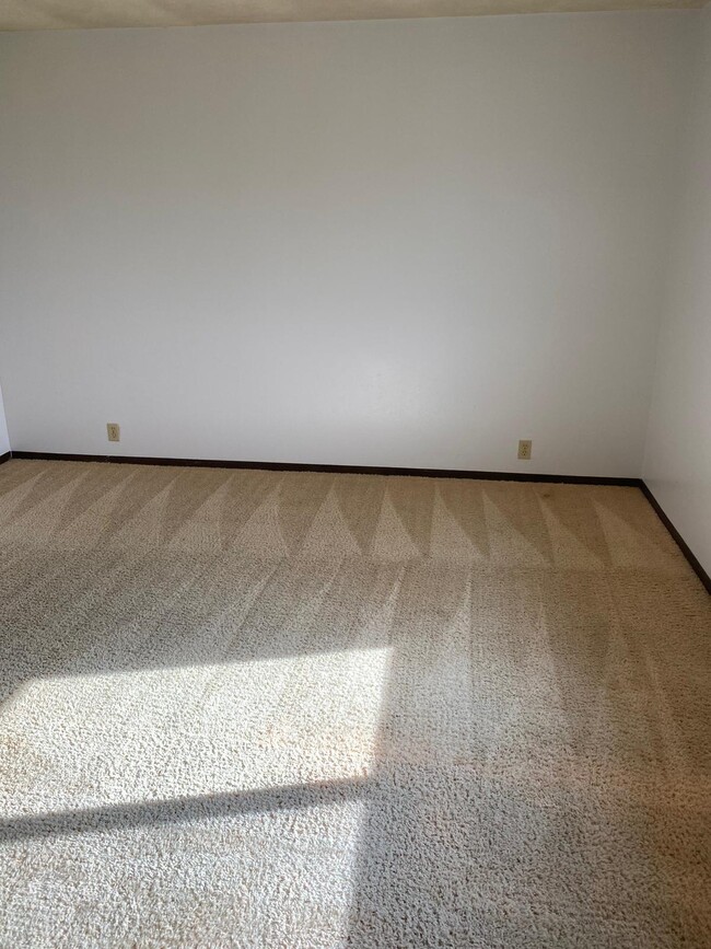 Foto del edificio - 2100 N Adams St