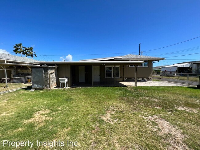 Foto del edificio - 3 br, 1 bath House - 541 Olomana Street