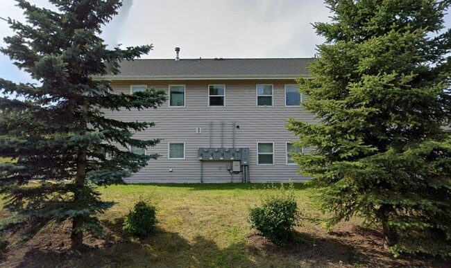 Building Photo - 8980 Blackberry St