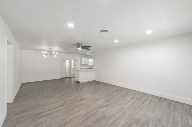 Foto del edificio - 6700 Curtis Rd