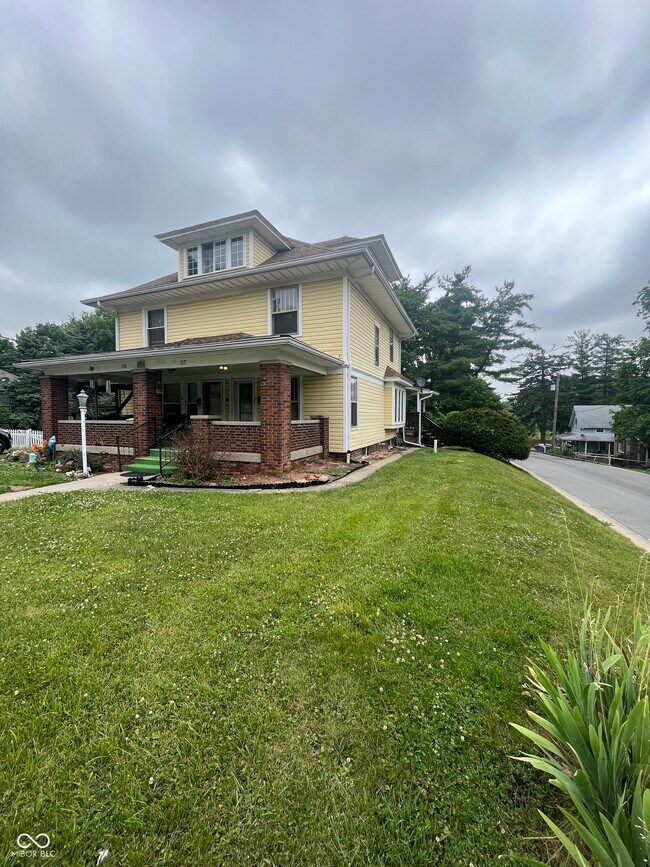 117 S Heflin St, Cumberland, IN 46229 House Rental in Cumberland, IN