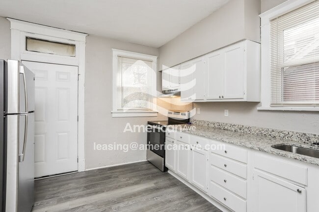 Building Photo - 3812 Avondale Ave