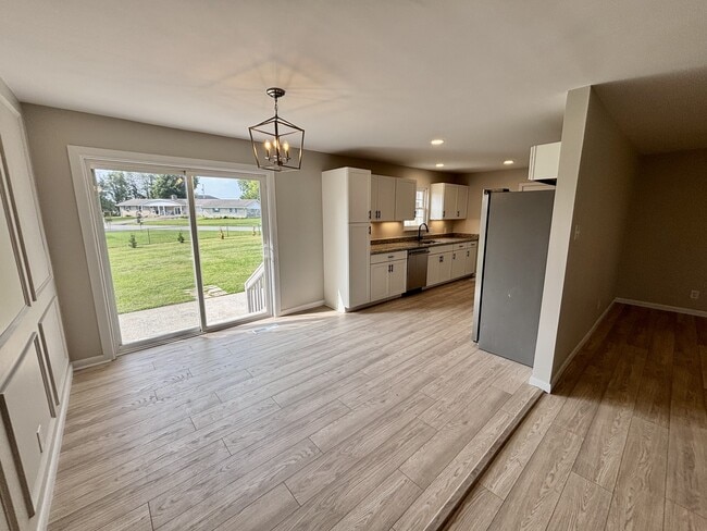 Foto del edificio - 120 Willow Dr