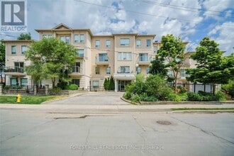 Building Photo - 9 Greenbriar Rd