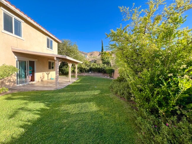 Building Photo - 38623 Erika Ln