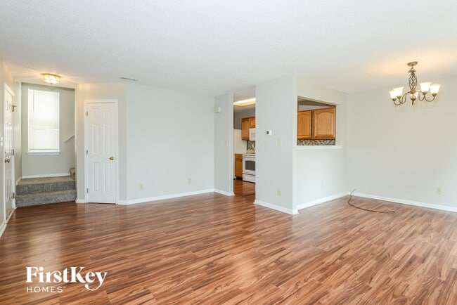 Building Photo - 1319 Freemont Ln