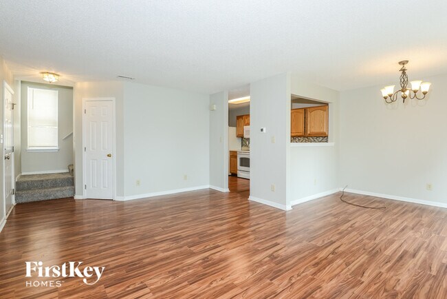 Foto del edificio - 1319 Freemont Ln