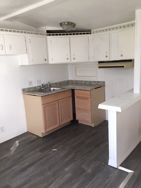 Foto del edificio - 221 21st St SE