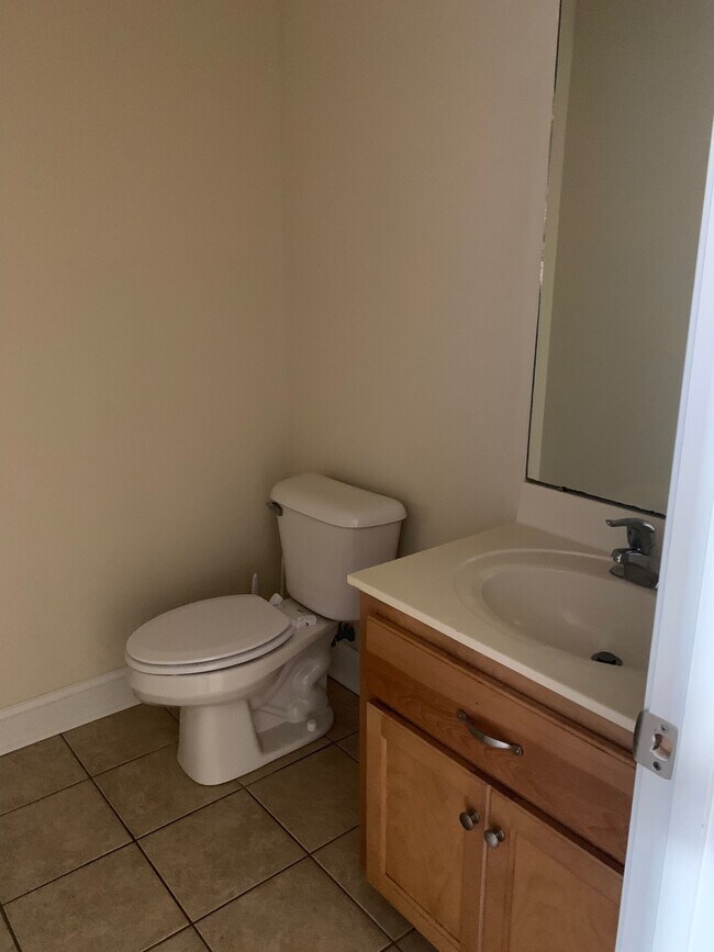 Foto del edificio - 3 Bedroom Townhome with Open Living Space