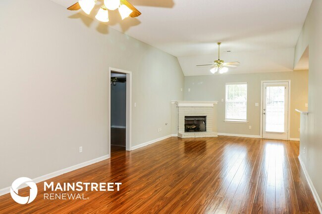 Foto del edificio - 2415 N Forest Hill Irene Rd