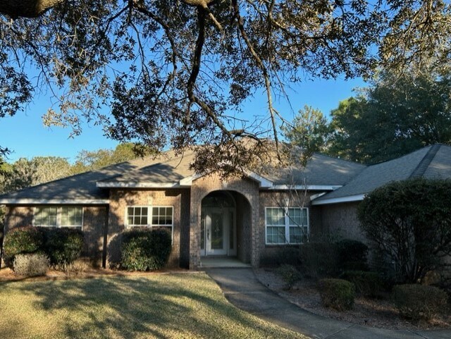 Foto del edificio - 2459 Parkridge Dr