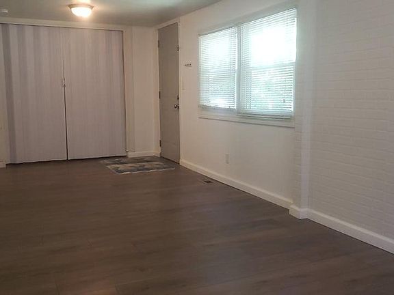 Foto del edificio - 1619 Earl Ave, Louisville, KY 40215