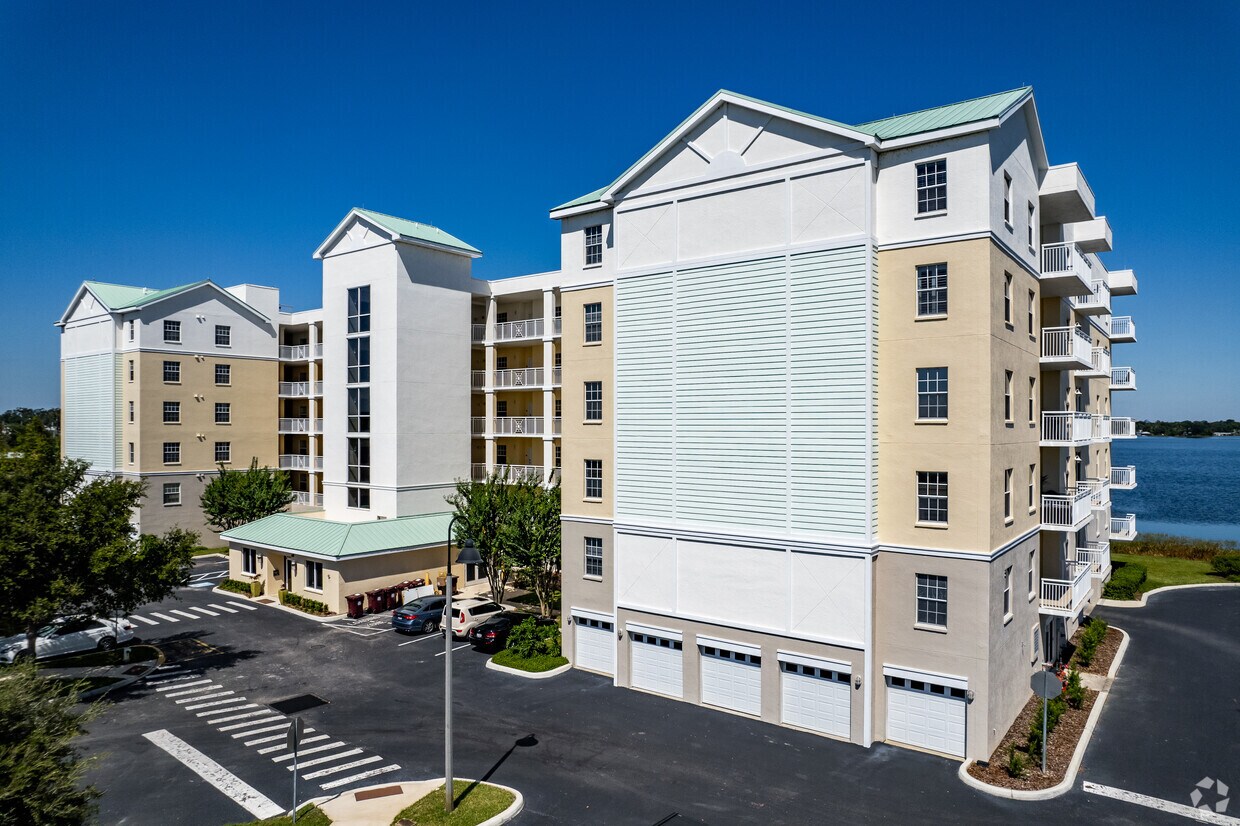 4209 N Orange Blossom Trl Orlando, FL 32804 - Fairview Grande