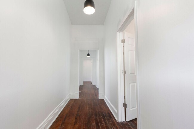 Foto del edificio - 915 S Shelby St