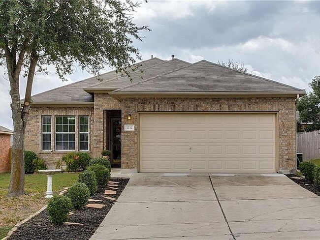 Building Photo - 1732 Amberwood Loop