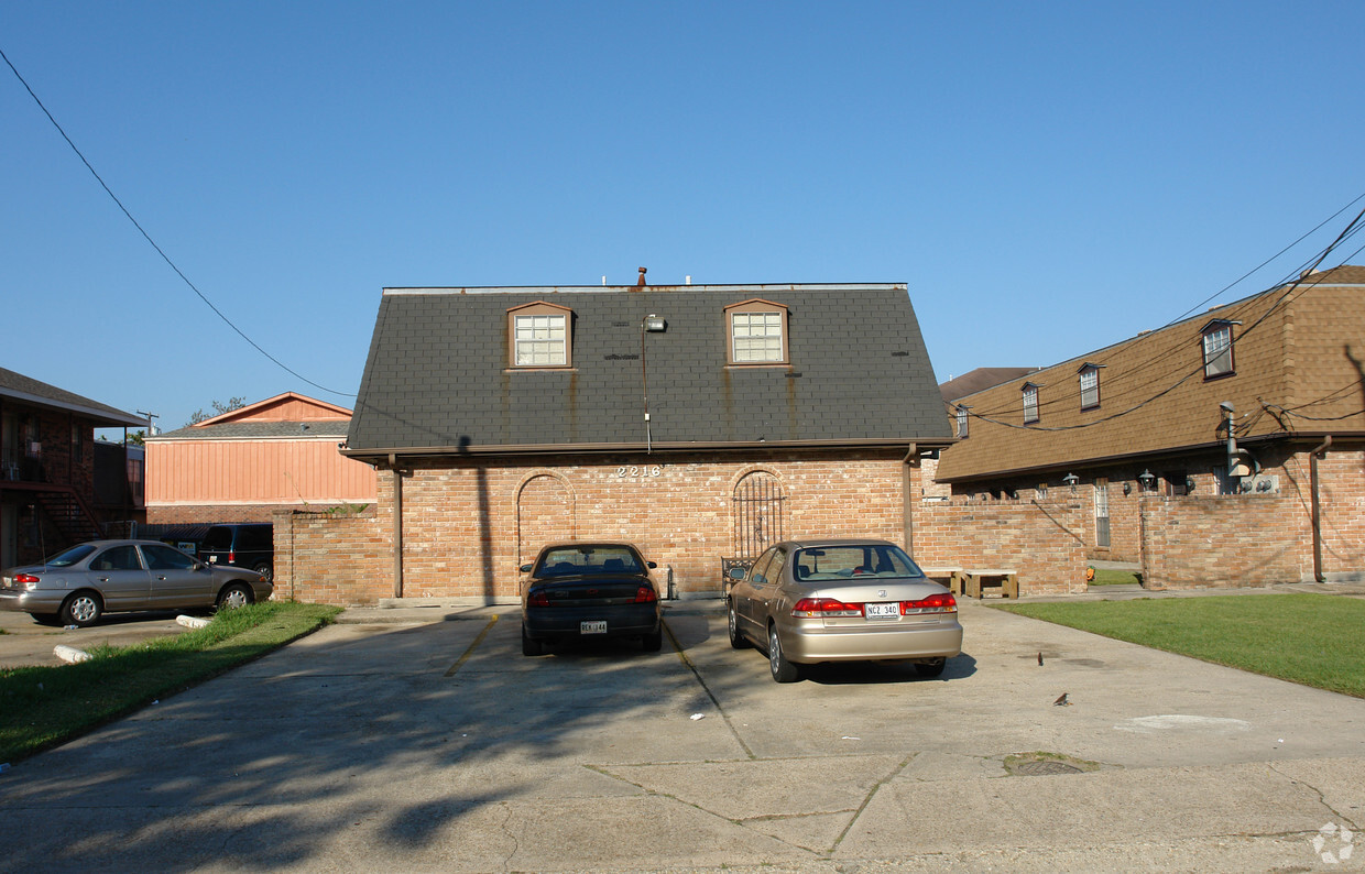 Foto principal - 2216 Manson Ave