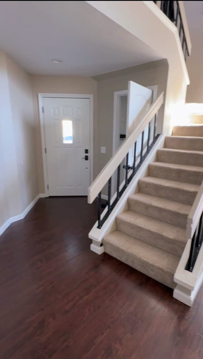 Foto del edificio - 2126 Shoreview Pl