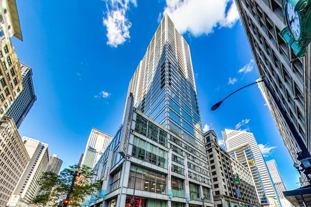Foto del edificio - 8 E Randolph St