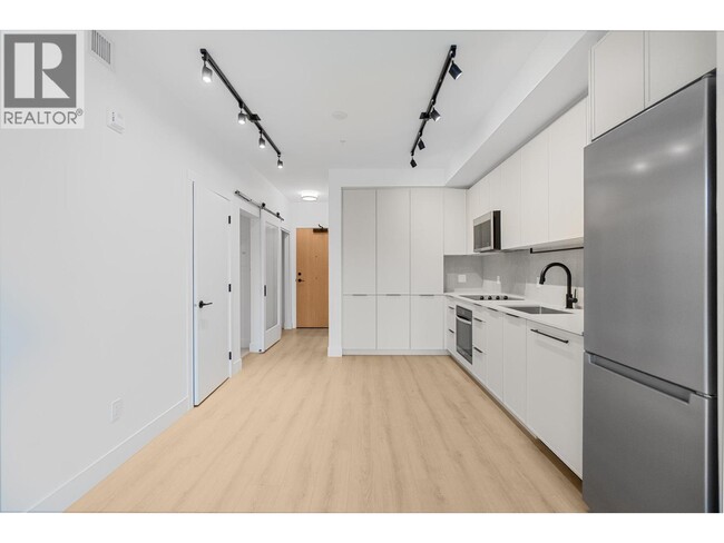 Building Photo - 3075 Murray St