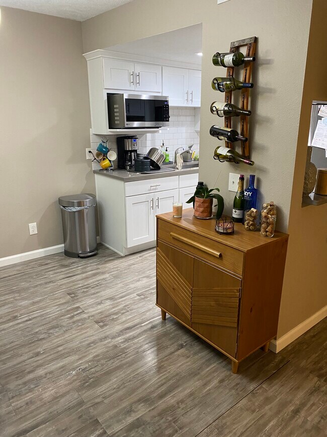 Foto del edificio - 1489 E Vineyard Ct