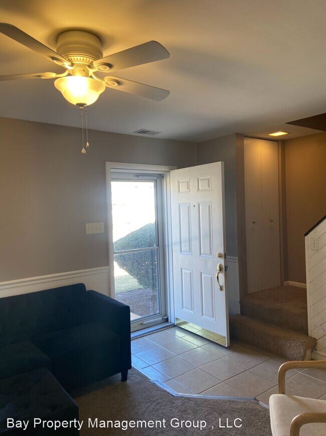 Building Photo - 2 br, 1.5 bath House - 54 Lexton Dr