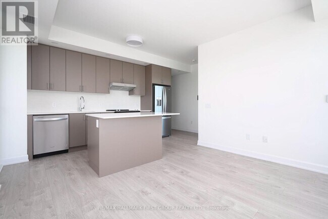 Building Photo - 3220 William Coltson Ave