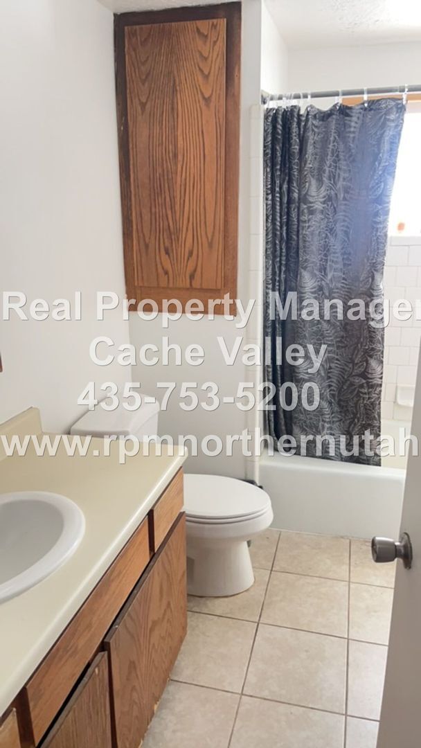 Foto del edificio - 410 N 200 W