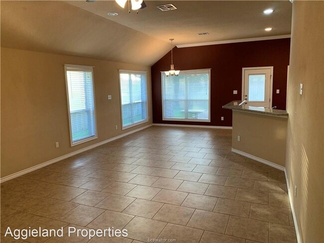 Building Photo - 4 br, 3 bath House - 3528 Davidson
