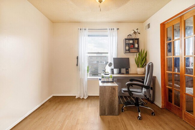 Foto del edificio - 214 70th St