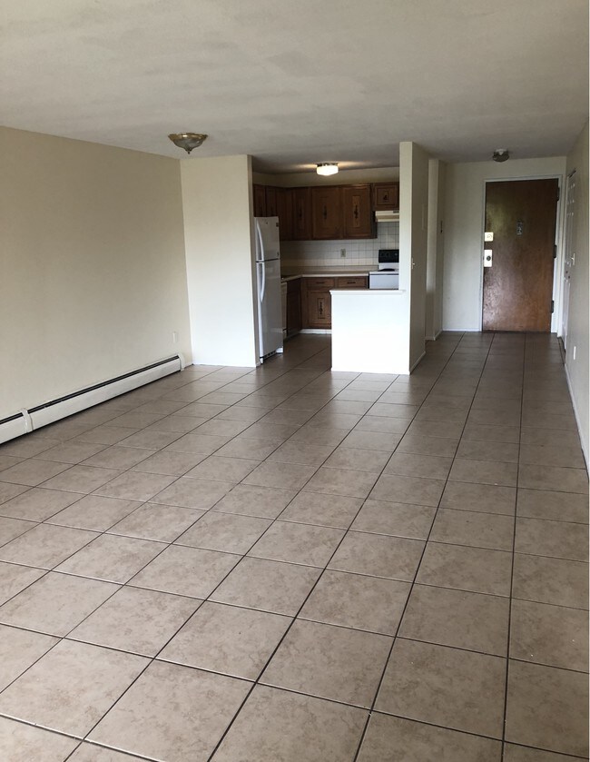 157 bull hill ln Unit 203, West Haven, CT 06516 Condo for Rent in